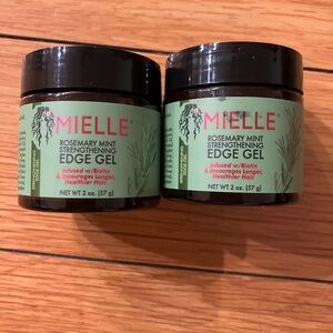Mielle Rosemary Mint
Strengthening Edge Gel 2oz - Biotin, Shine & Hold, New